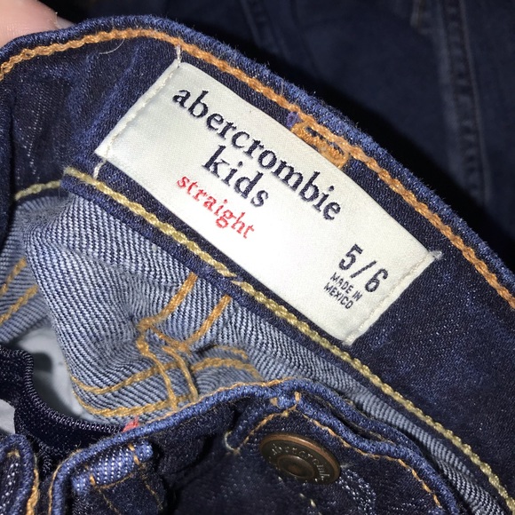 4 pairs of boys Abercrombie and Fitch kids jeans - Picture 2 of 6